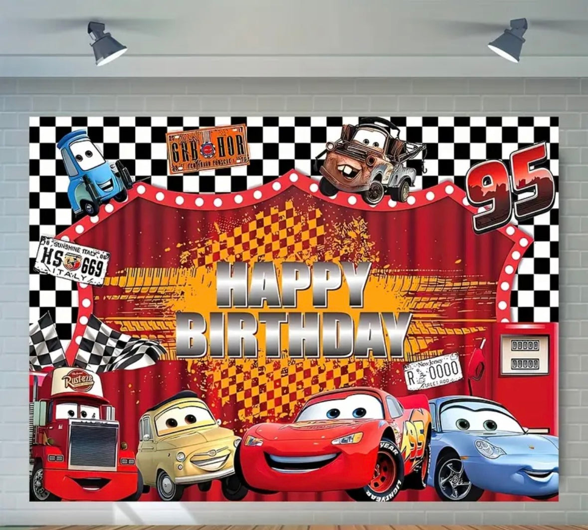 Kit déco à thème - Cars – Flash McQueen Run Festif 974